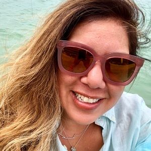 Meet your Posher, Christina